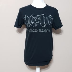 ACDC back in black graphic tee